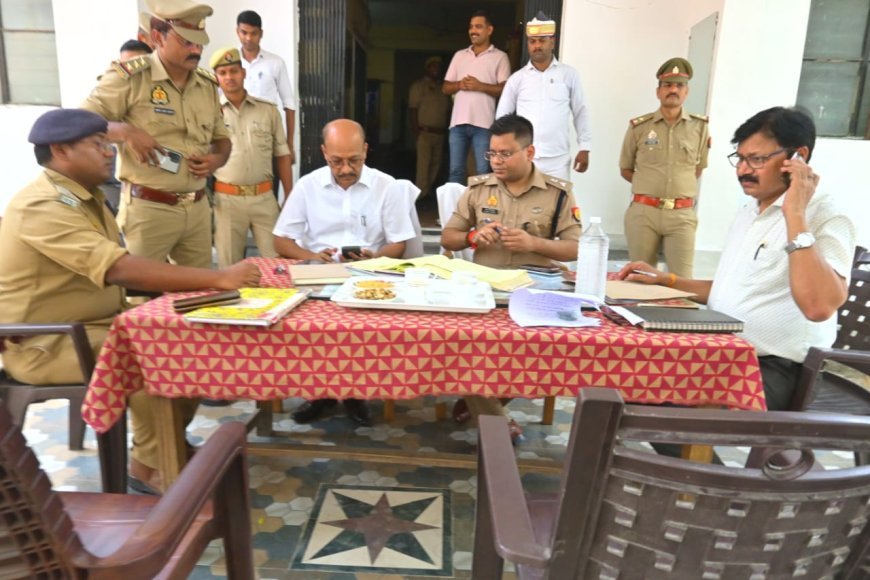 थाना कोतवाली पडरौना में डीएम व एसपी की उपस्थिति में आयोजित हुआ समाधान दिवस