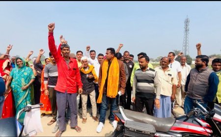 ग्राम विकास अधिकारी का बचाव करने का आरोप , ग्रामीणों ने जांच टीम के खिलाफ की नारेबाजी