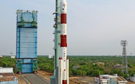 स्पेस बूम: इसरो के वैज्ञानिकों का क्यों बढ़ रहा है प्राइवेट स्टार्टअप्स की तरफ रुझान? जानिए सैलरी, सुविधाएं और नासा से तुलना