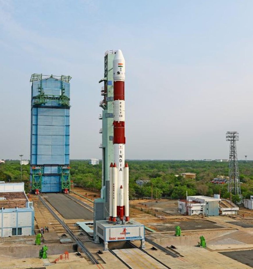 स्पेस बूम: इसरो के वैज्ञानिकों का क्यों बढ़ रहा है प्राइवेट स्टार्टअप्स की तरफ रुझान? जानिए सैलरी, सुविधाएं और नासा से तुलना